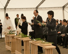 神道政治連盟国会議員懇談会主催の東日本大震災物故者慰霊祭に参列